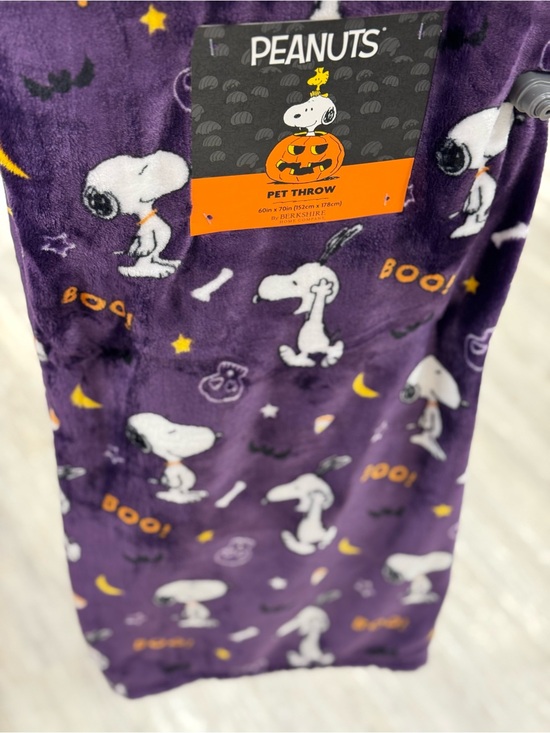 Peanuts Other - Peanuts Snoopy Halloween Pet Throw - Purple, White, Orange